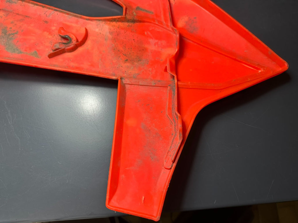 v1|137467545651|0